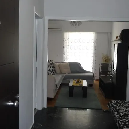 D&J Central Appartment Янина Экстерьер фото