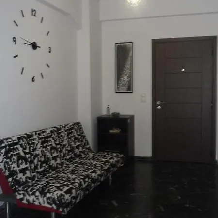 D&J Central Appartment Янина Экстерьер фото